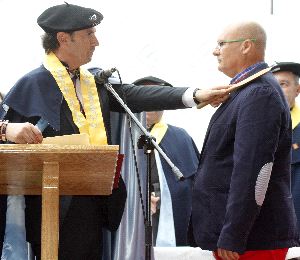 Carril pide a la Xunta que acabe con la zozobra creada por el nuevo decreto