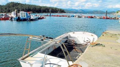 Portos apunta que el dragado del puerto de Carril será licitado este año